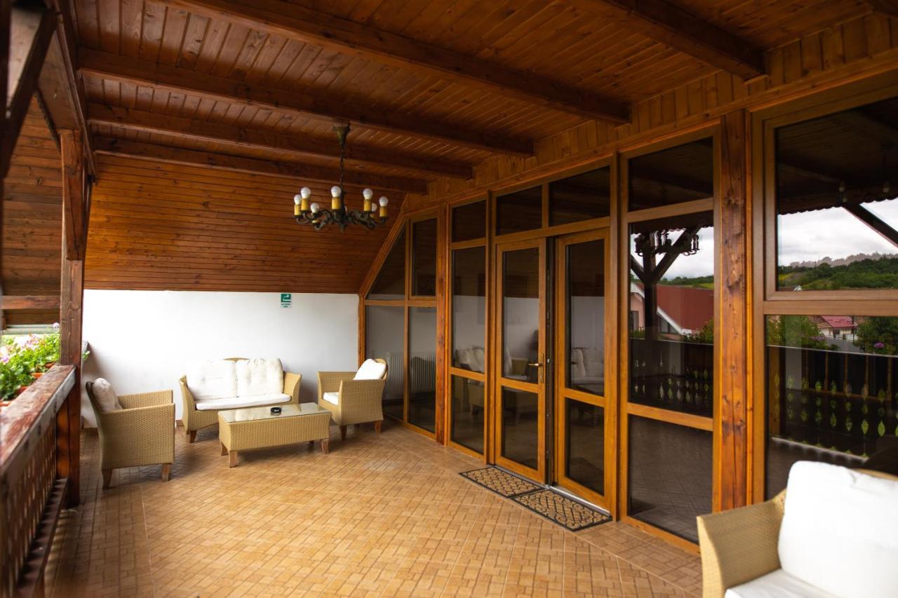 Pensiunea Sachsenhof Bagaciu Exterior foto